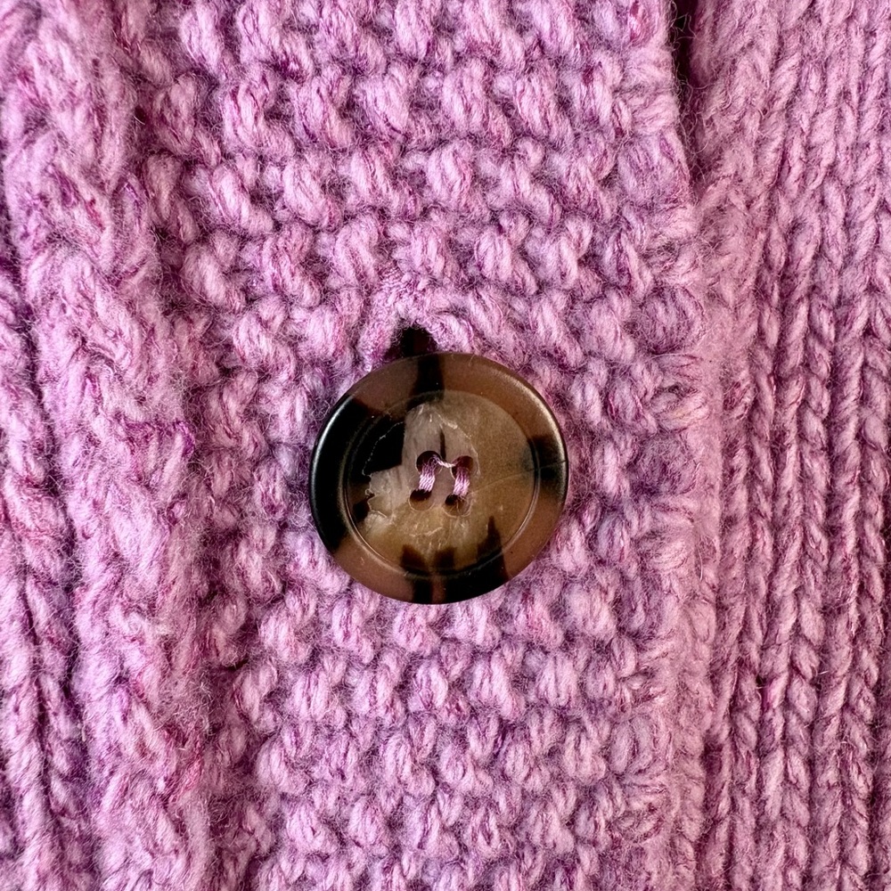 Tonet || Italian Wool/Cashmere Blend Knit Cardigan - Picture 4 of 8
